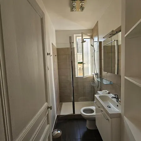 Charming In Apartment *